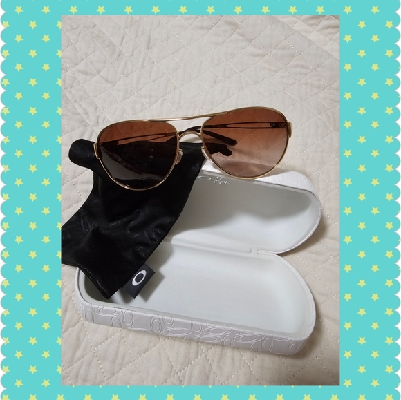 Oakley Accessories - Oakley sunglasses